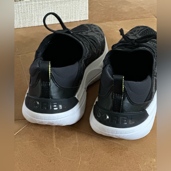 Sorel Camo Lace Sneaker - Picture 4 of 6